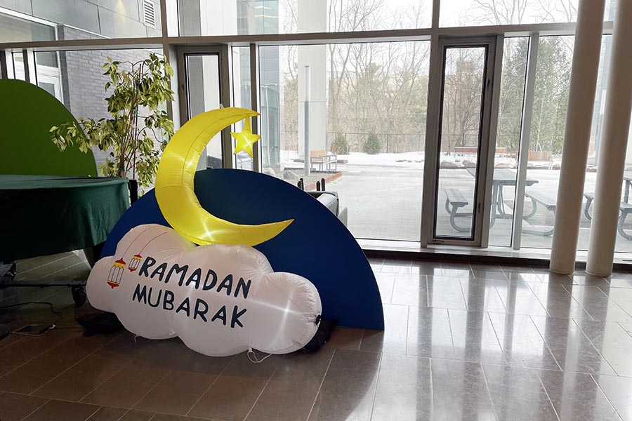 A Ramadan Mubarak moon and star decoration